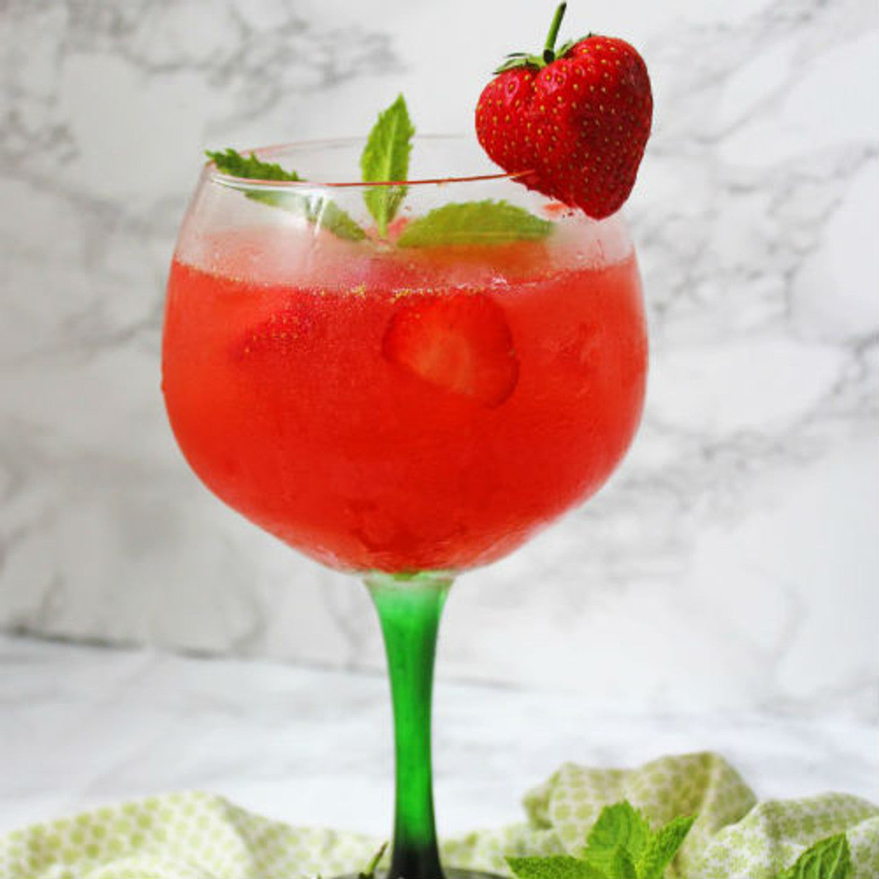 Strawberry Gin Smash